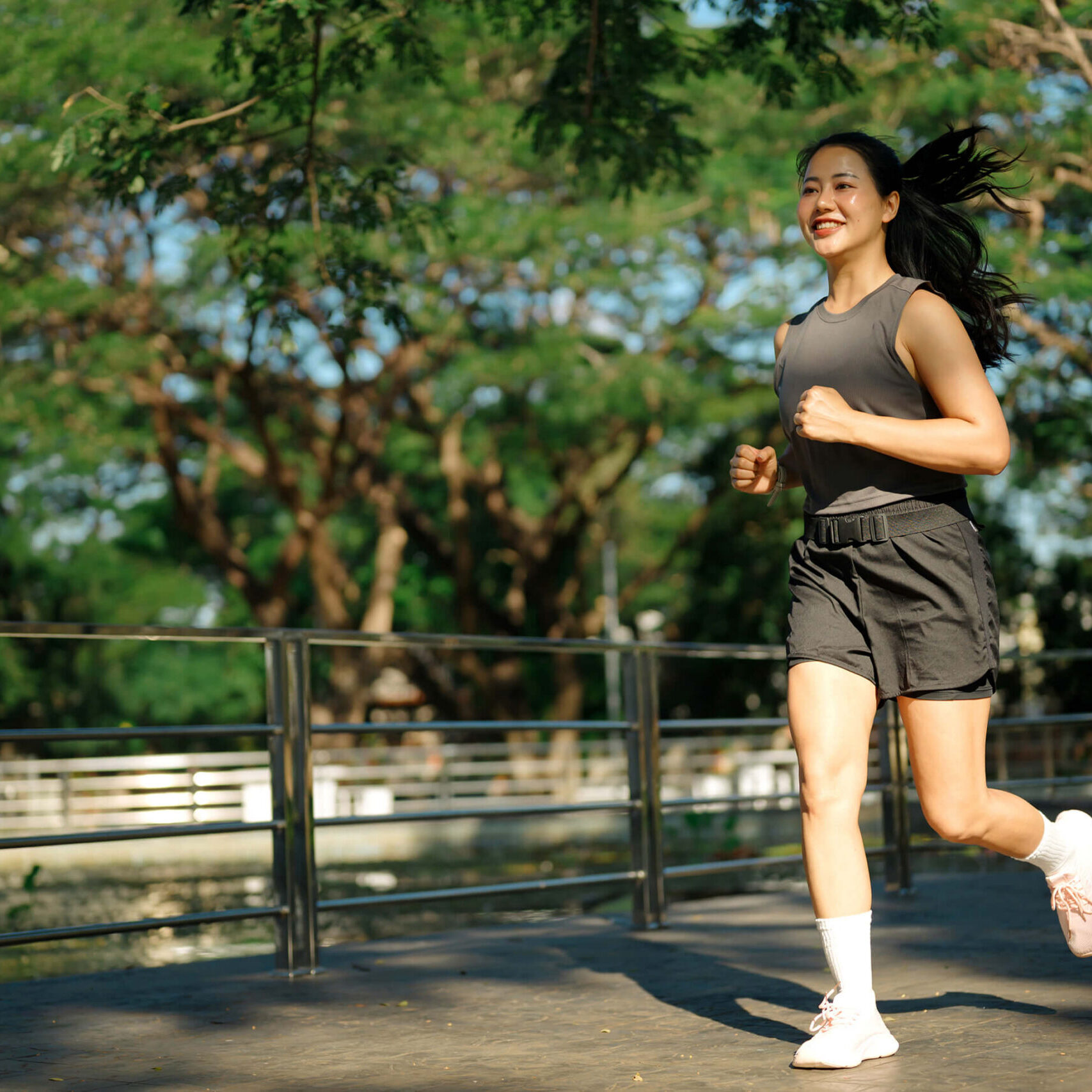 woman-running-in-the-park-2026-03-27-00-44-54-utc-hero